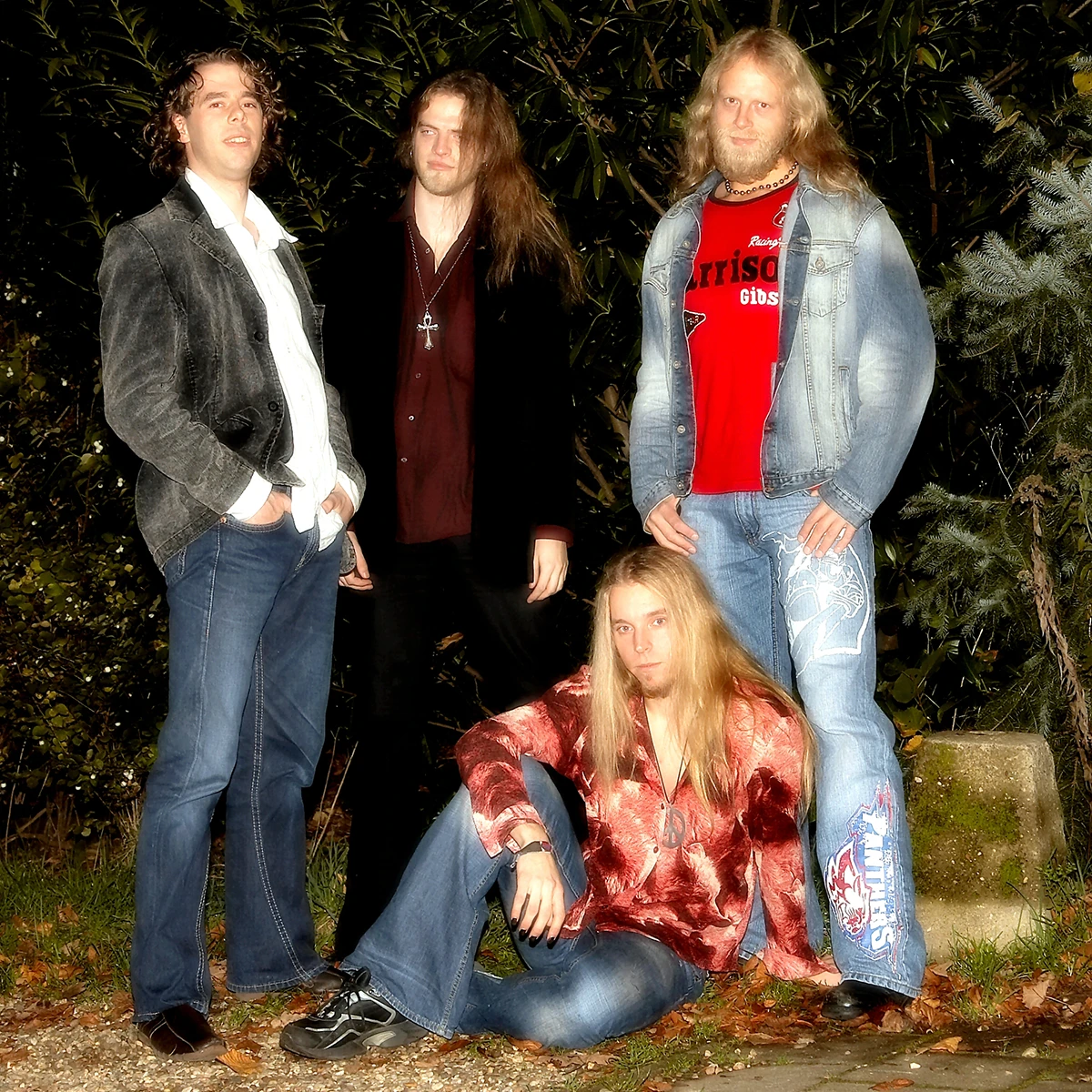 2005 – Non-Divine – Hippy photoshoot
